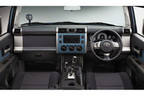 トヨタ FJクルーザー “カラーパッケージ”(ボディカラー：ツートーン スモーキーブルー、内装色：ダークグレー) オプション装着車