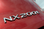 レクサス NX 200t Version L[FF／ボディカラー：レッドマイカクリスタルシャイン]