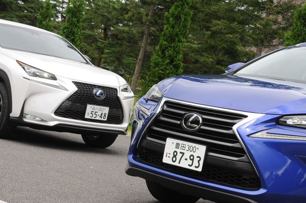 (左)レクサス NX 300h F SPORT[FF／ボディカラー：ソニッククオーツ]