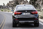 BMW　新型 X6／走行イメージ