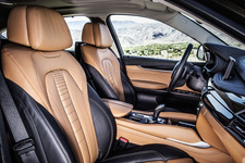 BMW 新型 X6/インテリア・フロントシート