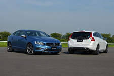 写真左：VOLVO　S60 T4 R-DESIGN PLUS　写真右：VOLVO　V60 T4 R-DESIGN PLUS