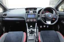 スバル 新型WRX STI STI(STIパーツ装着車)/インテリア