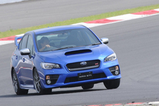 スバル 新型WRX STI／FSW本コース走行イメージ5