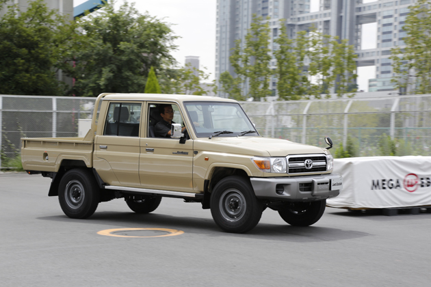 [トヨタ ランドクルーザー70 30周年記念限定車発表イベント「70 COME BACKセレモニー」(2014/08/25)レポート]