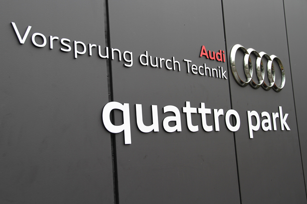 「Audi driving experience quattro park」