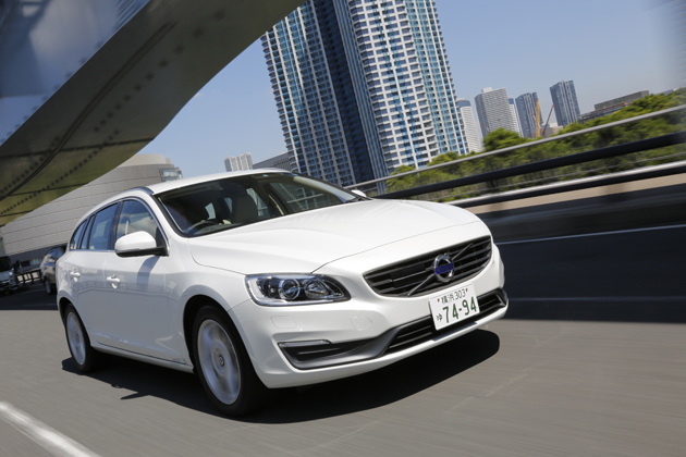 ボルボ V60・S60 特別仕様車「T4 R-デザイン プラス」「ラグジュアリー