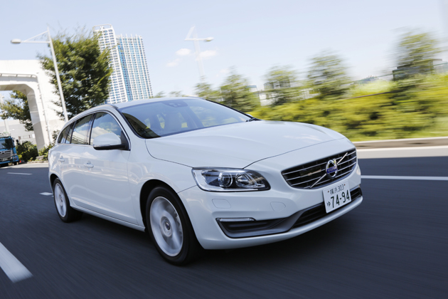 ボルボ V60・S60 特別仕様車「T4 R-デザイン プラス」「ラグジュアリー