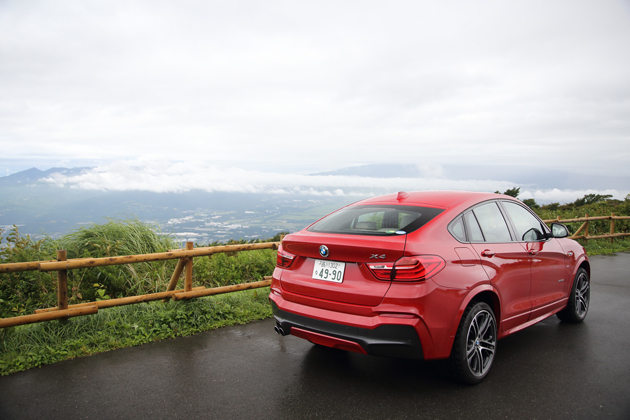 BMW X4 xDrive35i M Sport [4WD・ボディカラー：メルボルン・レッド]