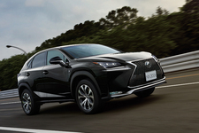 レクサス NX200t“F SPORT”