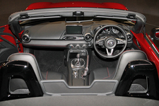 マツダ 4代目 新型ロードスター(ND)