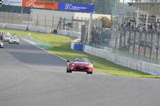 新型ロードスター(ND)の初走行シーンが筑波サーキットにてサプライズで披露された