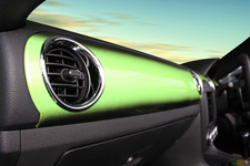 光岡×伊勢丹　「ヒミコ クレイジータイマー」／インテリア