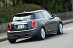 MINI Cooper S(ミニ クーパーS)[FF／ボディカラー：サンダー・グレー]　試乗レポート／今井優杏　2