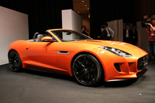 ジャガー Fタイプ