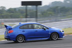 スバル 新型WRX STI