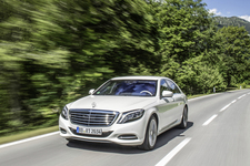 メルセデス・ベンツ S500プラグインハイブリッド