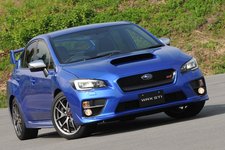 スバル　新型WRX STI