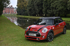 新型ミニ5ドア（F55）／Mini CooperS 5door