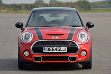 新型ミニ5ドア(F55)/Mini CooperS 5door
