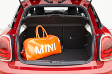 新型ミニ5ドア(F55)/Mini CooperS 5door