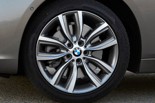 BMW 新型「2シリーズ アクティブ ツアラー」／タイヤ・ホイール