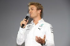 2014 F1日本GPでメルセデスのドライバーを務めるニコ・ロズベルグ選手