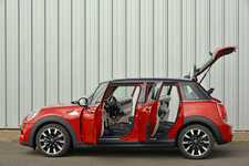 MINI 5 DOOR