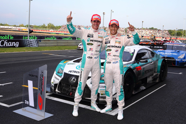 スーパーGT 第7戦 タイ／優勝　36 PETRONAS TOM’S RC F 中嶋　一貴／ジェームス・ロシター