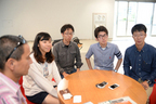 横浜・日産本社にて小沢コージ氏と学生カーソムリエによる「チョイモビ」体験