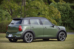 MINI Cooper SD Crossover(ミニクロスオーバー クーパーSD／クリーンディーゼル搭載モデル)[ボディカラー：ジャングル・グリーン(新色)] 試乗レポート／藤島知子　14