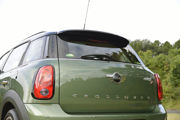 MINI Cooper SD Crossover(ミニクロスオーバー クーパーSD／クリーンディーゼル搭載モデル)[ボディカラー：ジャングル・グリーン(新色)] 試乗レポート／藤島知子　22
