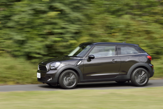 MINI Cooper D Paceman(ミニペースマン クーパーD／クリーンディーゼル搭載モデル)[ボディカラー：ミッドナイト・グレー] 試乗レポート／藤島知子　1