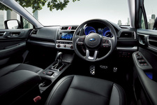 スバル 新型「レガシィ B4」／インテリア・インパネ