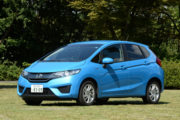 ホンダ フィット 1.5 ハイブリッド Lパッケージ ボディカラー:ビビッドスカイブルー・パール