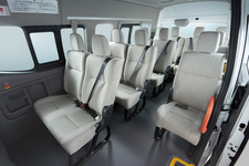 日産 NV350キャラバン「コミュニティバス仕様車」車内（バスタイプ）