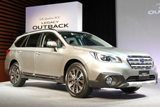 スバル 新型(6代目)レガシィアウトバック/B4