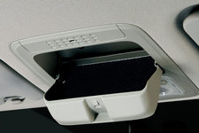 トヨタ 新型 エスクァイア /オーバーヘッドコンソール