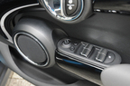 MINI COOPER S 5 DOOR(新型ミニ 5ドア クーパーS)　インテリア