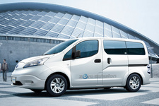 日産 e-NV200