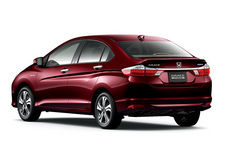 ホンダ「GRACE（グレイス）」