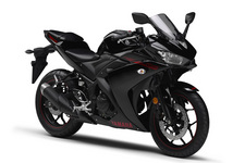 ヤマハ YZF-R25　（ブラックメタリックX）