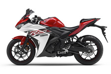 ヤマハ YZF-R25　（ビビッドレッドカクテル1）