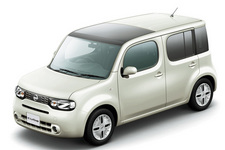 日産 キューブ／ボディカラー：ブリリアントホワイトパール（3P）