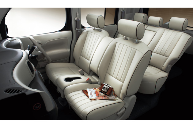 日産 キューブ の特別仕様車 15x コダワリセレクション を発売 マイナーチェンジも行い2トーンカラーが登場 業界先取り 業界ニュース 自動車ニュース21国産車から輸入車まで Mota