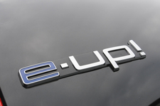 フォルクスワーゲン 電気自動車「e-up!」(イーアップ！)[ボディカラー：ピュアホワイト]