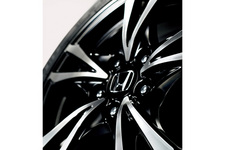 ホンダ「CR-Z」17インチ軽量アルミホイール(17 X 6.5 J)+スチールラジアルタイヤ(205/45R1784W)