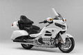 ホンダ、大型二輪「ゴールドウイング」発売40周年記念の特別モデルを発売