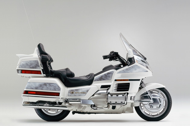 ホンダ 大型二輪 ゴールドウイング 発売40周年記念の特別モデルを発売 画像ギャラリー No 27 業界先取り 自動車ニュース国産車から輸入車まで Mota