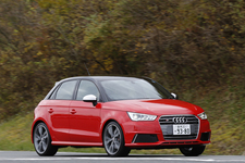 アウディ S1スポーツバック